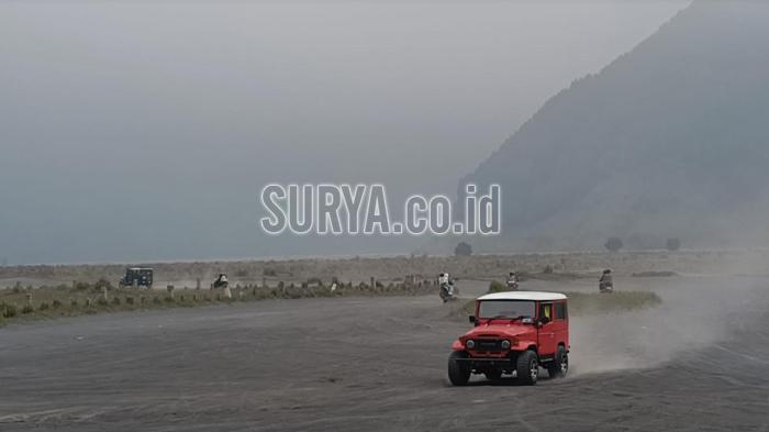 Libur Panjang Akhir Pekan, Gunung Bromo Diserbu Wisawatan Lokal dan Asing