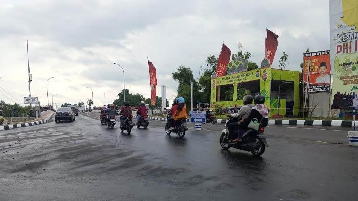 Suasana-simpang-tiga-Ngantru-sisi-utara-Jembatan-Ngujang-Satu.jpg
