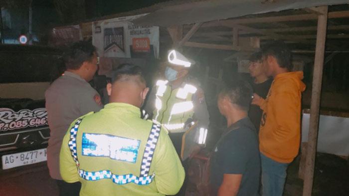 Supeltas-di-Blitar-tertabrak-pikap.jpg