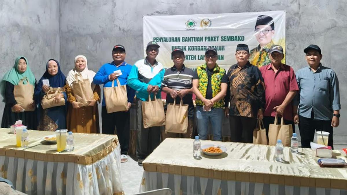 TEMUI-KORBAN-BANJIR-Anggota-DPR-RI-Fraksi-Partai-Golkar-Ahmad-Labib-me.jpg