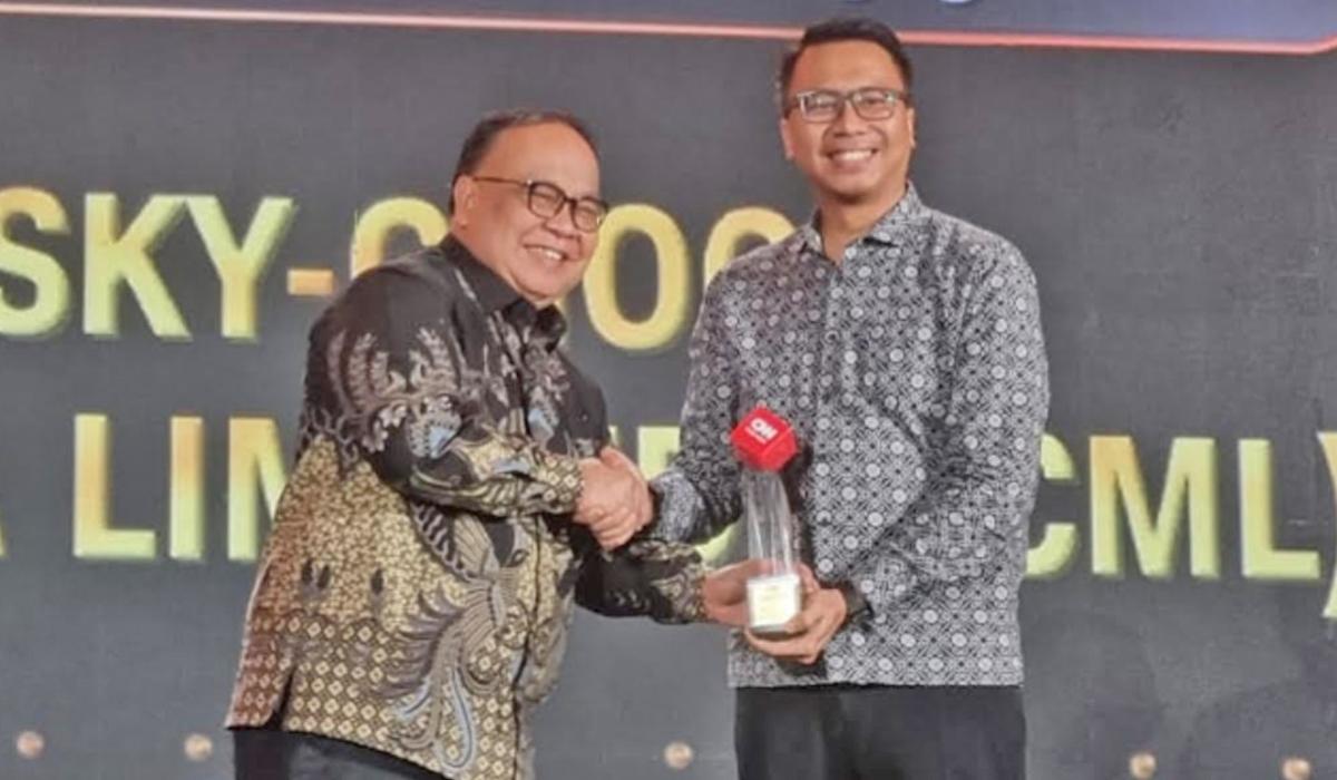 TERIMA-PENGHARGAAN-Aries-Apriansyah-Manager-Jakarta-Corp.jpg
