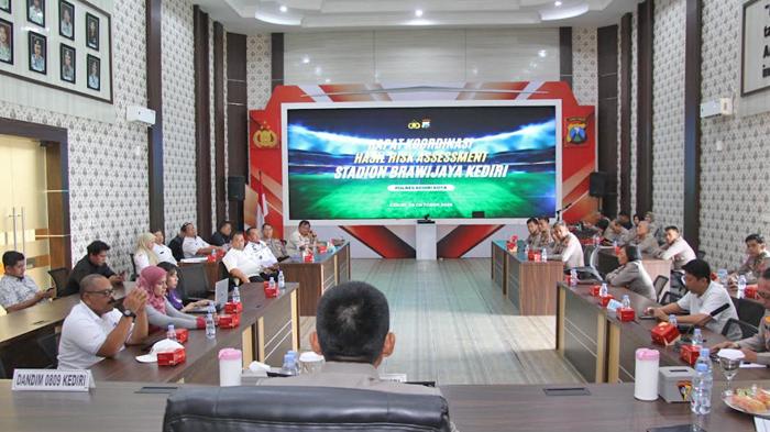 TIDAK-LAYAK-Rapat-Koordinasi-Hasil-Risk-Assessment-Stadion-Brawijaya-di-Rup.jpg