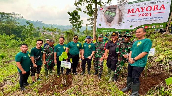 TNI-tanam-pohon-di-Pasuruan-15.jpg