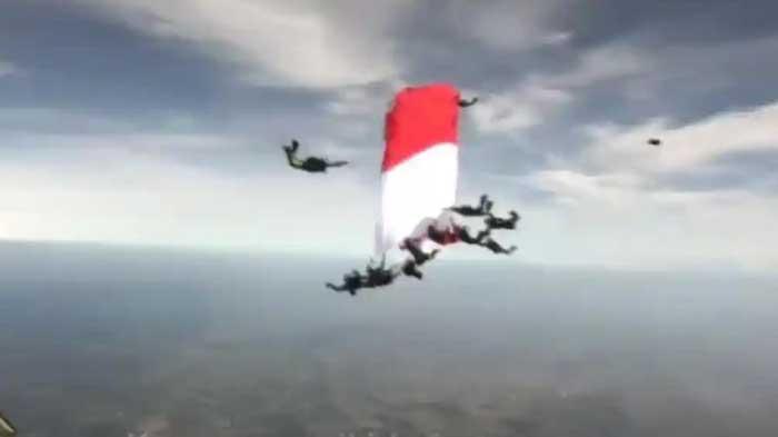 Taruhan-Nyawa-di-Udara-Aksi-Prajurit-Kopassus-Selamatkan-Tentara-Filipina-Berujung-Sangkur-Perak.jpg