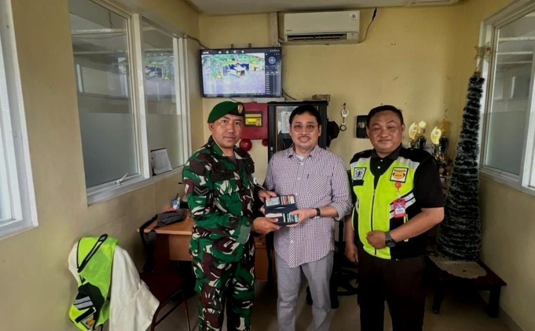 Pemudik Terburu-buru Tinggalkan Tas di Masjid Rest Area Tol, Isinya Mengejutkan: 20.000 Dolar AS