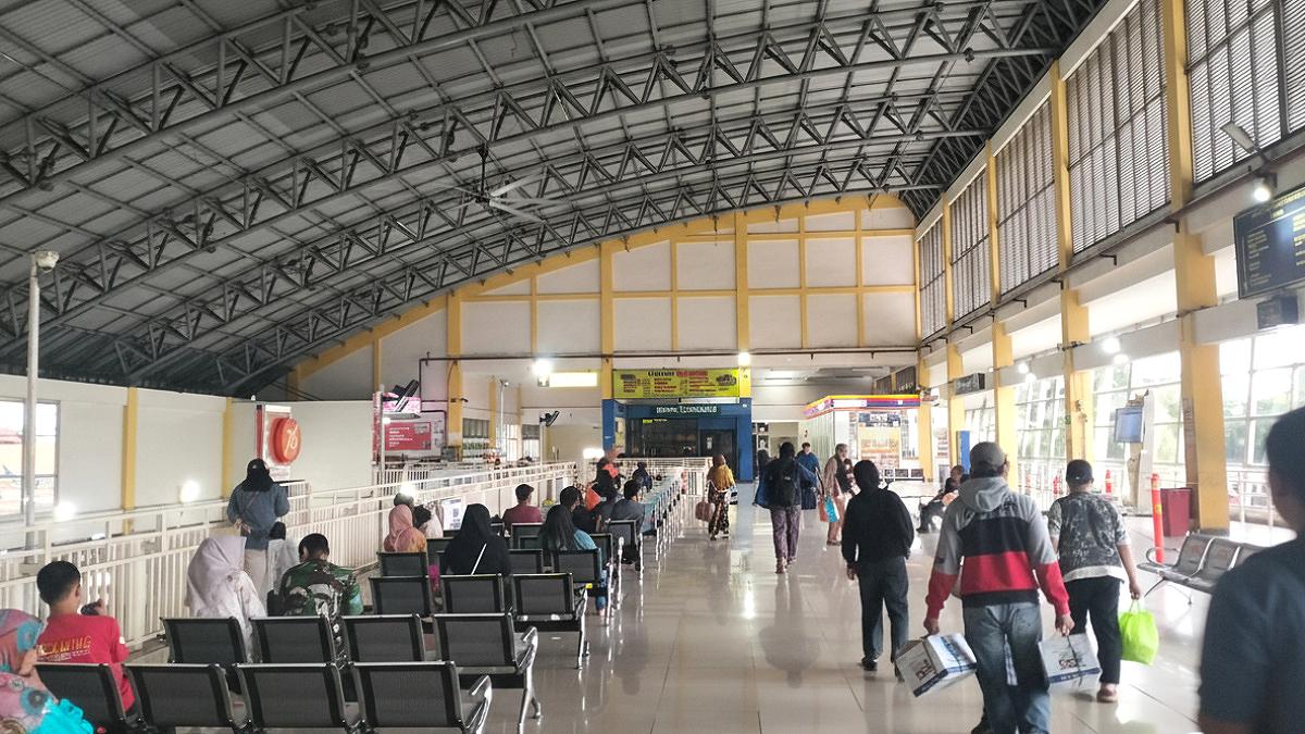 Terminal-Purabaya-Surabaya-2312026.jpg