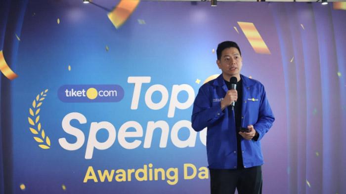 Pelanggan tiket.com Asal Surabaya Raih Top Spender 2025, Bawa Pulang Wuling Binguo EV