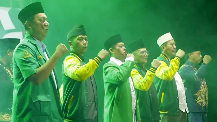 Wabup-Pasuruan-Gus-Shobih-saat-hadir-dalam-acara-resepsi-Harlah-GP-Ansor-ke-91.jpg