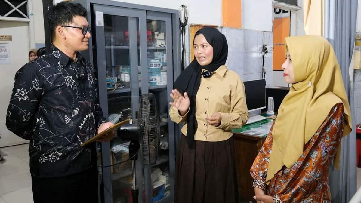 Wakil-Ketua-DPRD-Kabupaten-Pasuruan-Adinda-Denisa.jpg