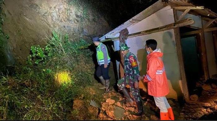 Bersihkan Selokan, 1 Warga Dusun Katosan Pacitan Tewas Tertimpa Longsor