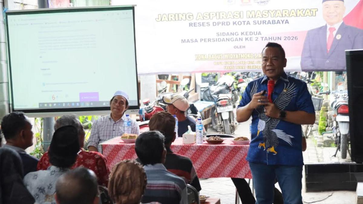 Warga-yang-UMKM-penjahit-curhat-mesin-jahit-hingga-direalisasikan-Yona.jpg
