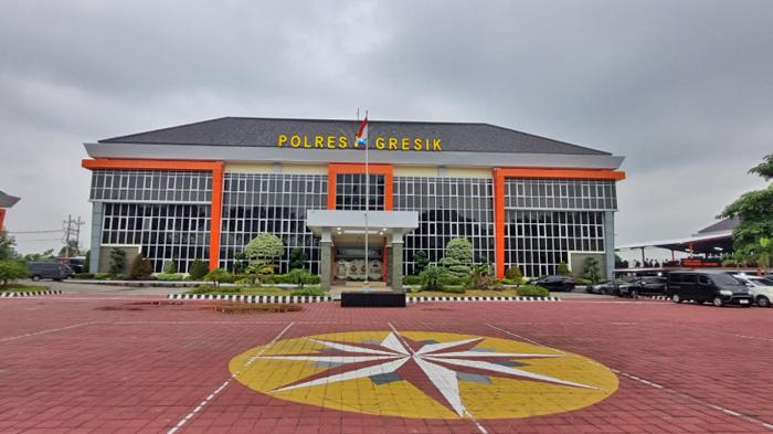 Polres Gresik Buka Layanan Titip Kendaraan Gratis untuk Warga yang Mudik Lebaran 2025