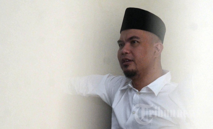 TERNYATA Ahmad Dhani Tak Lolos ke Gedung DPR, termasuk Andre Hehanusa, Manohara & Sundari Soekotjo