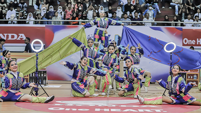 Sixers Dance One Blood SMAN 6 Surabaya Sukses Hadapi Rintangan di DBL Dance Competition 2023