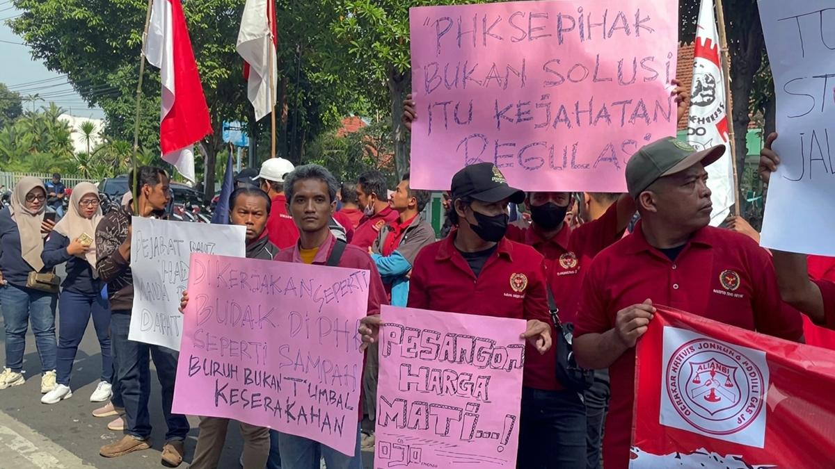 Disnaker Jombang Ungkap Perekrutan Ratusan Pekerja Baru PT SGS di Tengah Isu PHK Massal - Surya.co.id