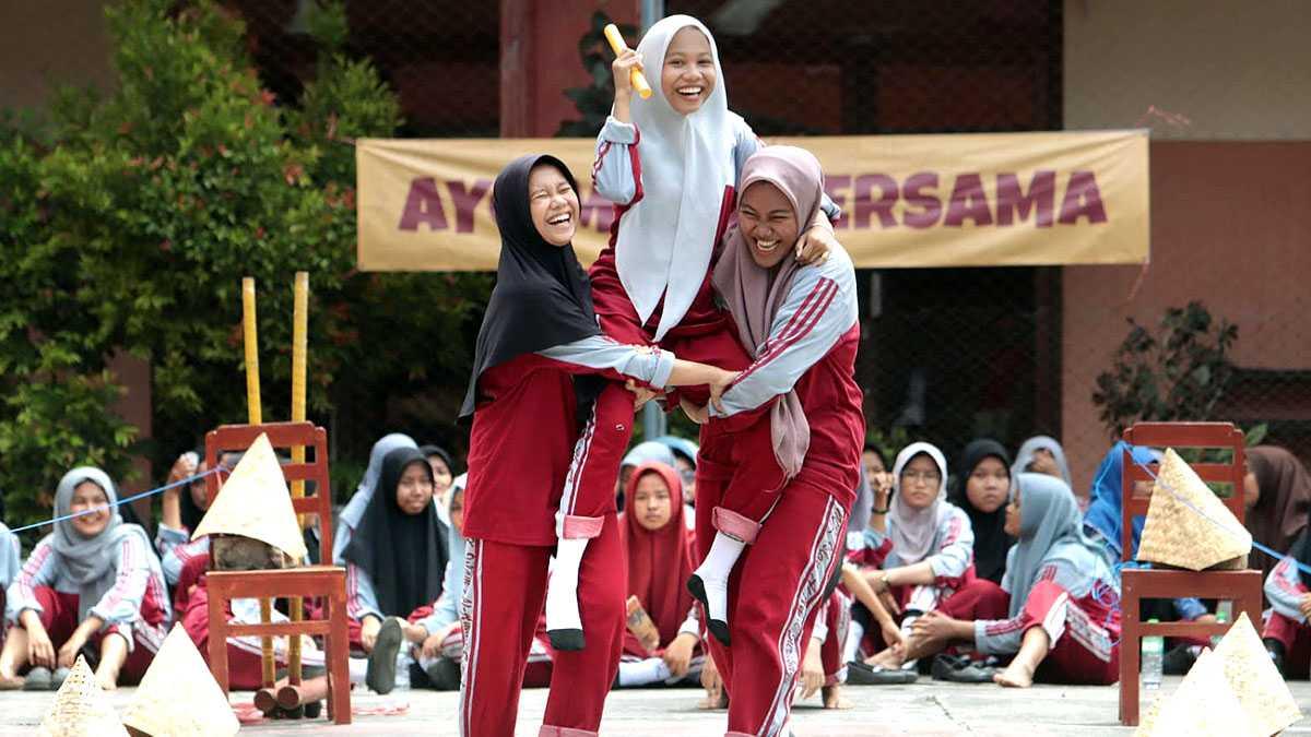 anak-Surabaya-tanpa-gawaijpg.jpg