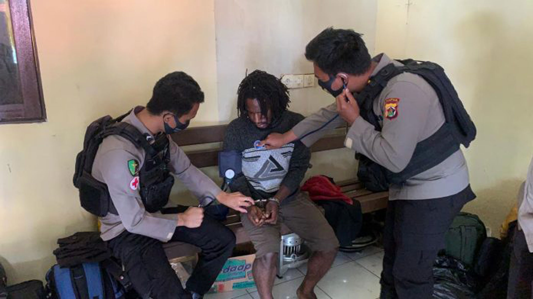 NASIB 2 Anggota KKB Papua yang Ditangkap Setelah Meneror Distrik Ilaga, Polri Beri Perlakuan Baik