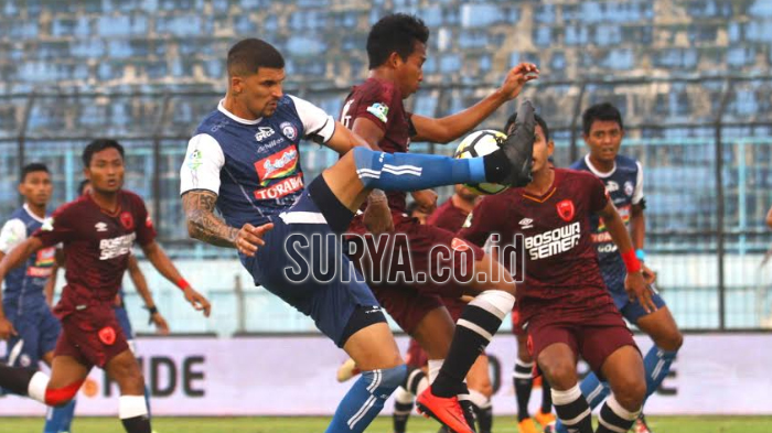 Mitra Kukar Kontra Arema FC, Gol Arthur Cunha Bikin Skor Imbang 3-3 hingga Menit 85