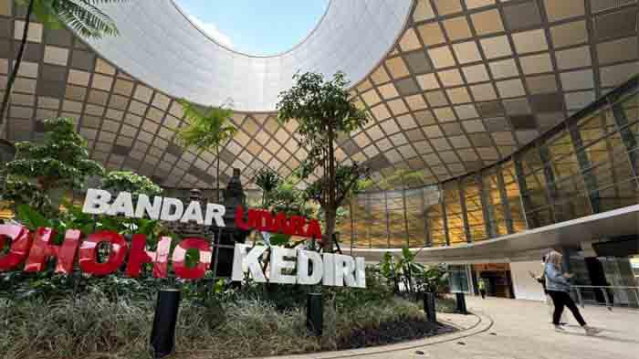 bandara-Kediri-sepi-peminat.jpg