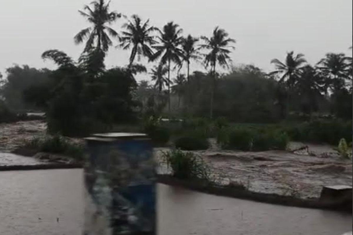 banjir-besar-di-Bondowoso3.jpg