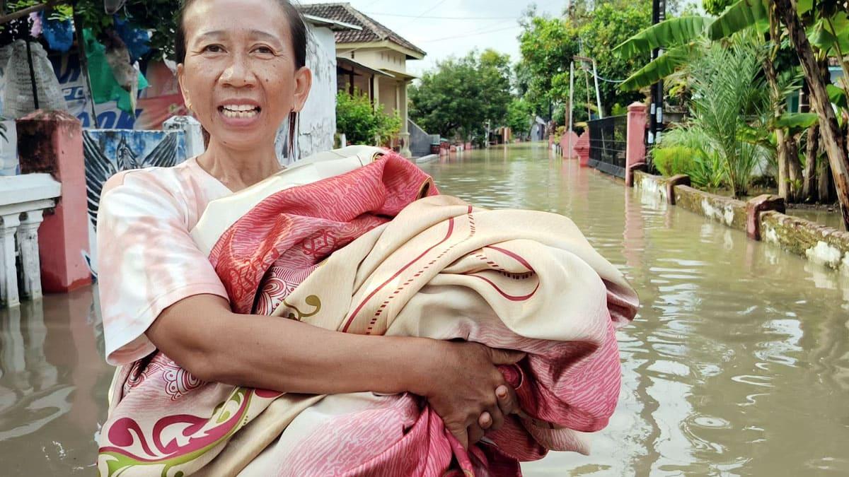 Banjir Lumpuhkan Desa Jotangan Mojokerto Jelang Lebaran, 30 Rumah Terendam