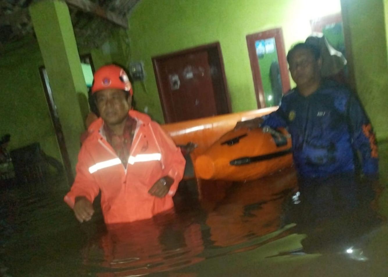 Hujan Deras 4 Jam, 125 Rumah di Mojokerto Terendam Air Luapan Sungai
