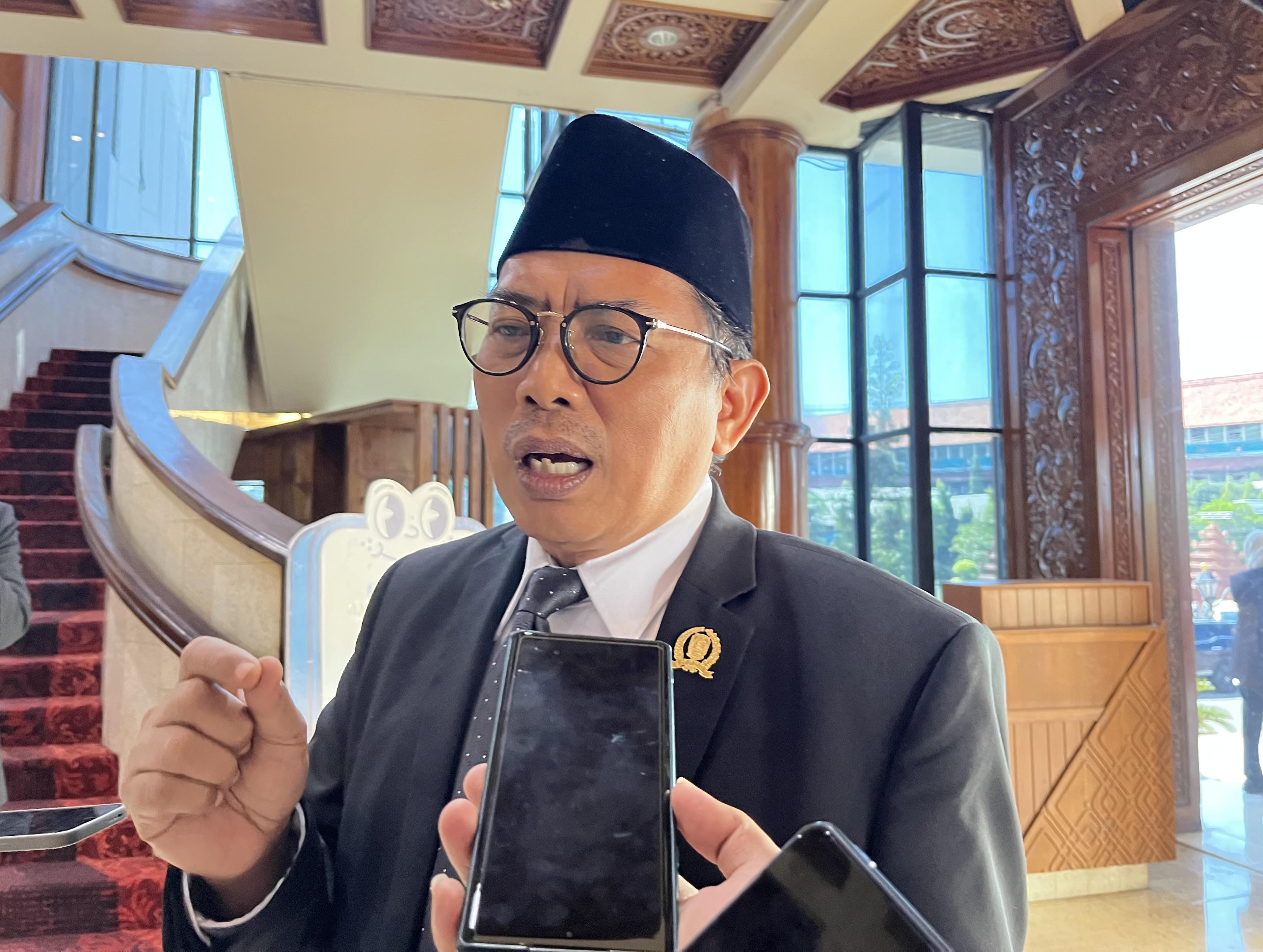bantahan-musyafak-rouf-soal-mbg.jpg