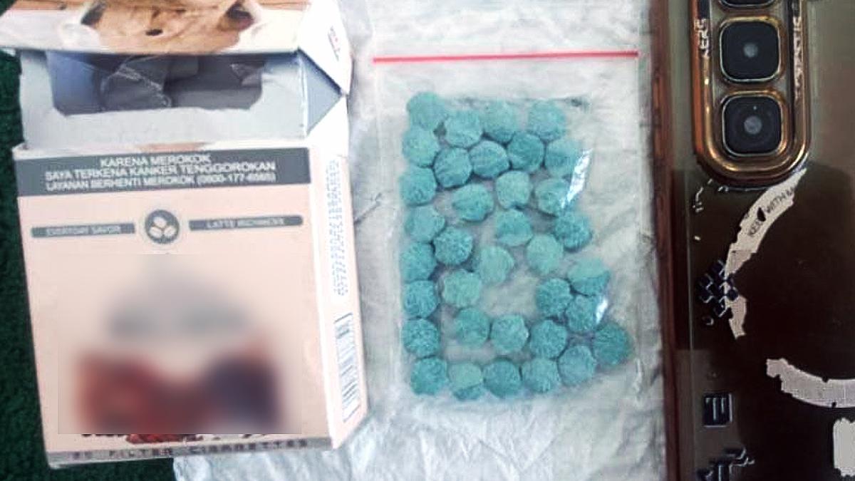 Akibat Merintis Bisnis Haram, Pengedar Ekstasi di Surabaya Ditangkap Polisi - Surya.co.id