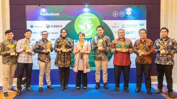 PLN Nusantara Power Borong 9 Penghargaan TOP CSR Award 2023