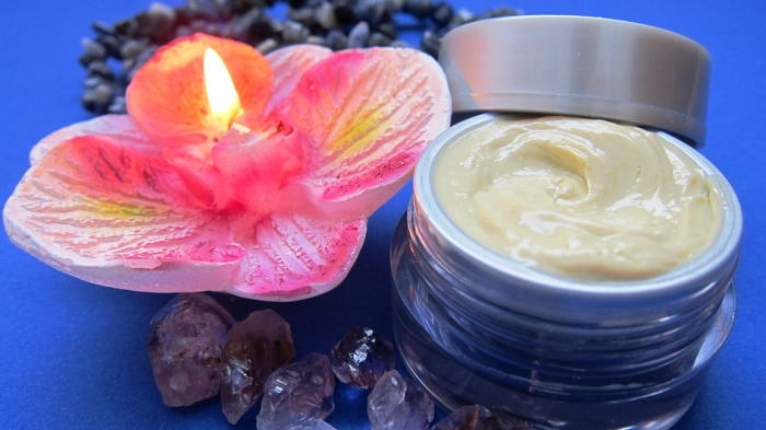 berita-lifestyle-skincare-perawatan-wajah-perempuan-wanita_20161123_085546.jpg