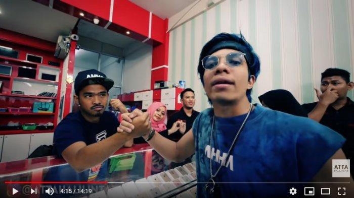 Potret Lawas Atta Halilintar saat Jaga Konter, Suami Aurel Pernah Dilempar HP Sampai Nangis
