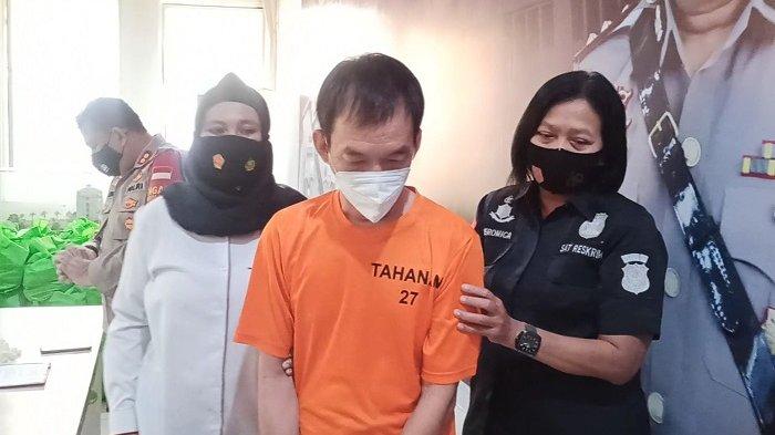 Bos Bejat Selain Mencabuli Dua Sekretarisnya Tiap Hari, juga Pernah Ajak Mandi Bareng