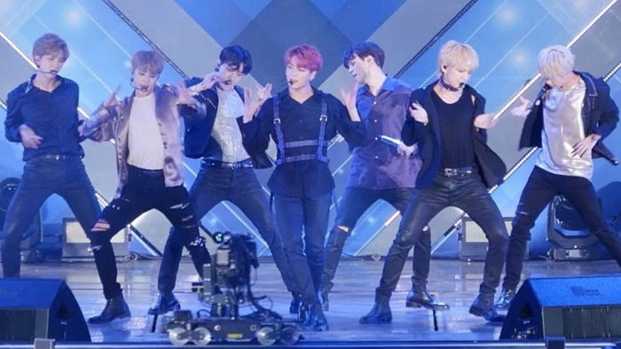 Gara-gara Kaus yang Dipakai Jimin, BTS Batal Tampil di TV Jepang