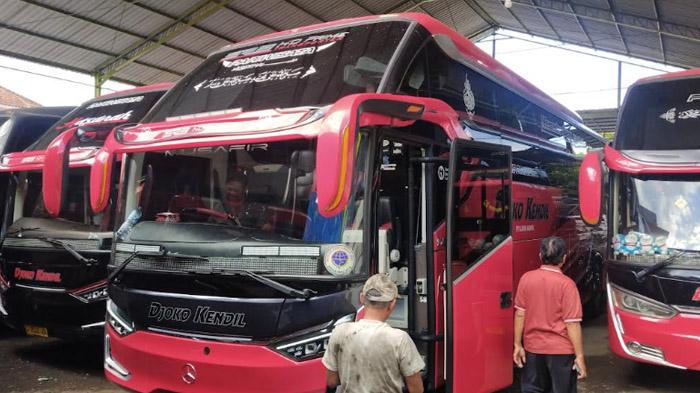 bus-musik-Mojokerto-diprotes.jpg