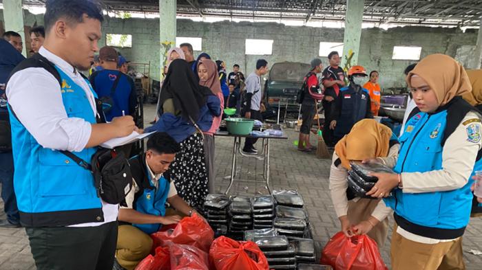 Dapur Umum Didirikan di Ponpes Al Khoziny Sidoarjo, Layani Wali Santri yang Tunggu Proses Evakuasi