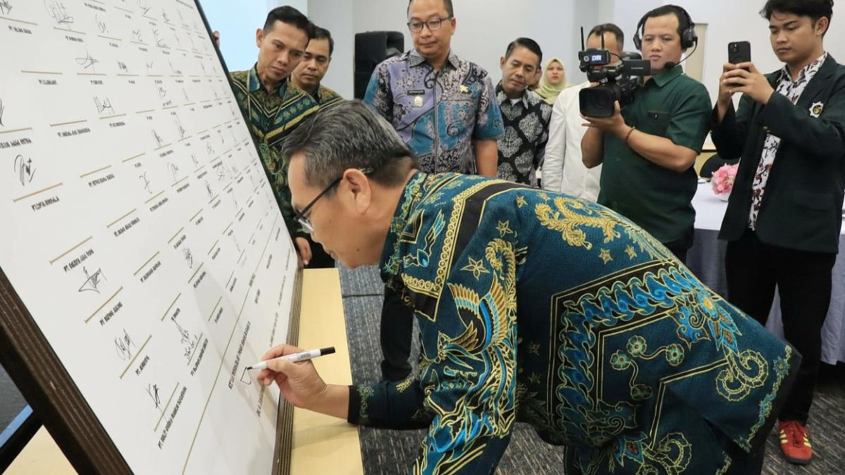 deklarasi-perlindungan-perempuan-dan-anak-pasca-perceraian-di-Gresik-Jatim.jpg