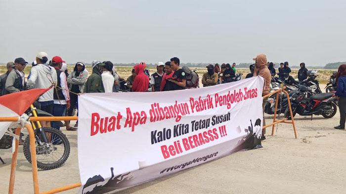 Unjuk Rasa Setelah Smelter Terbakar, Warga 3 Desa di Gresik Tuntut Janji Pekerjaan ke PTFI