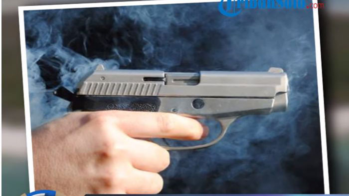 Detik-detik Baku Tembak Dramatis Polisi dengan Komplotan Perampok, Emak-emak Nyaris Kena Peluru