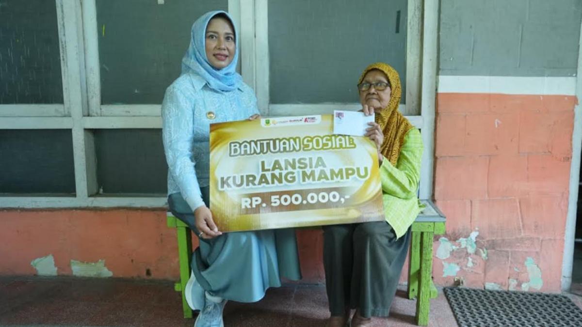 Pemkot Mojokerto Gandeng PT Pos Salurkan BLT Rp 500 Ribu Untuk 1.077 Lansia