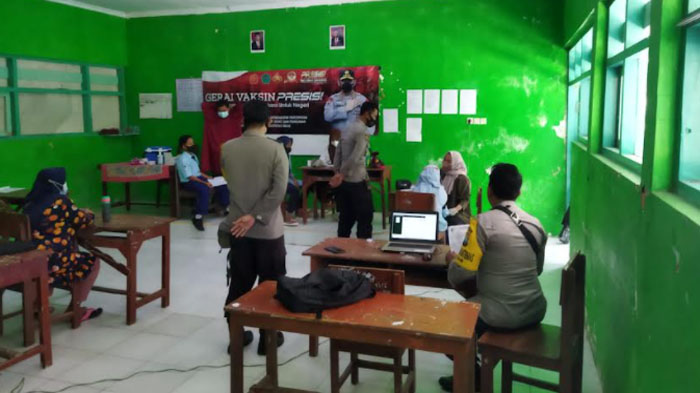 Jelang PTM, Kebut Vaksinasi Covid-19 pada Pelajar di Kabupaten Pamekasan