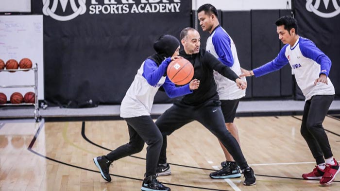director-of-basketball-mamba-sports-academy-george-quintero.jpg