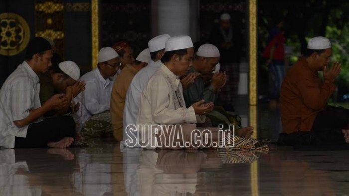 doa-tahlil-lengkap-atau-bacaan-tahlil-lengkap.jpg