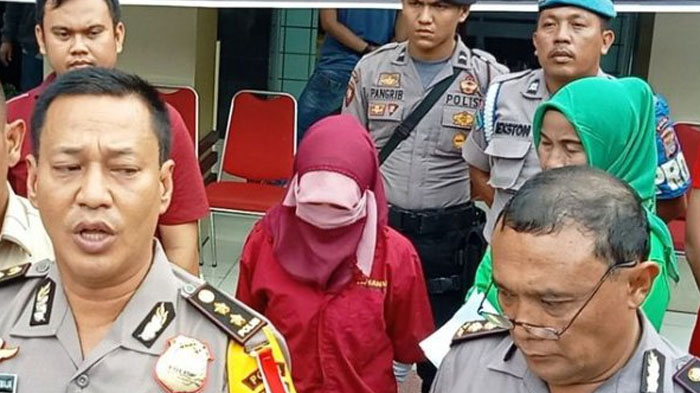 Tulis Status Bom Surabaya Settingan, Dosen Sastra jadi Tersangka, Alibinya Gak Dipercaya Polisi