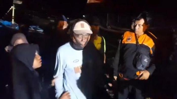 Diterjang Gelombang Tinggi, Perahu Nelayan Situbondo Tenggelam, Begini Nasib 3 Nelayannya