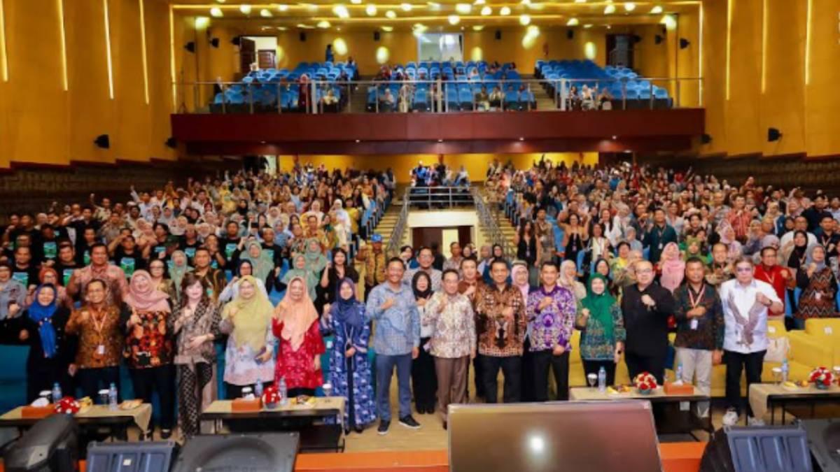 Kemenkes :  Edukasi Bahaya Rokok Harus Dimulai Sejak SD