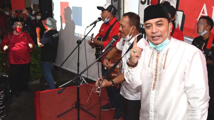 eri-cahyadi-dan-armuji-hadir-di-dpc-pdip-surabaya-jl-setail-untuk-menyambut-kemenangan.jpg