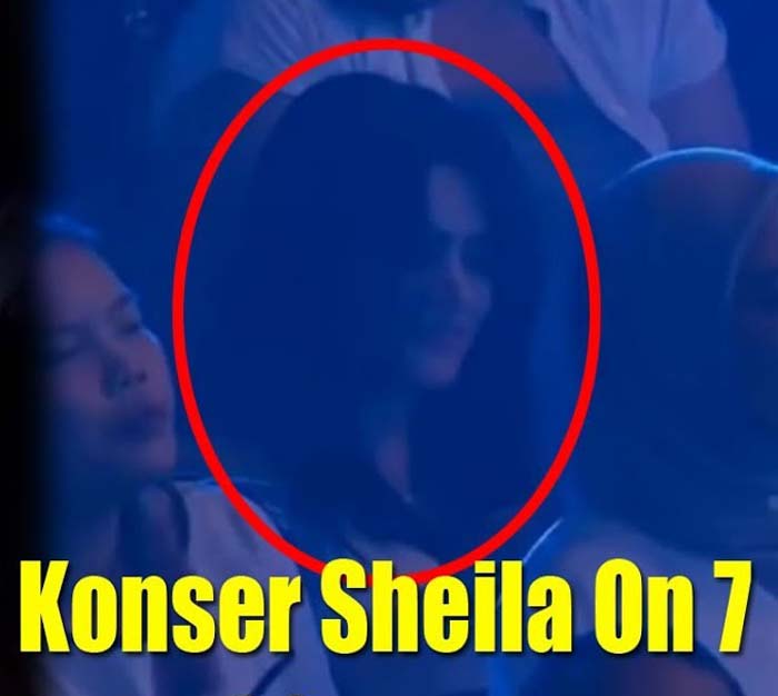 FOTO-FOTO Kecantikan Cewek yang Sempat Dikira Hantu Sephia di Konser Sheila On 7