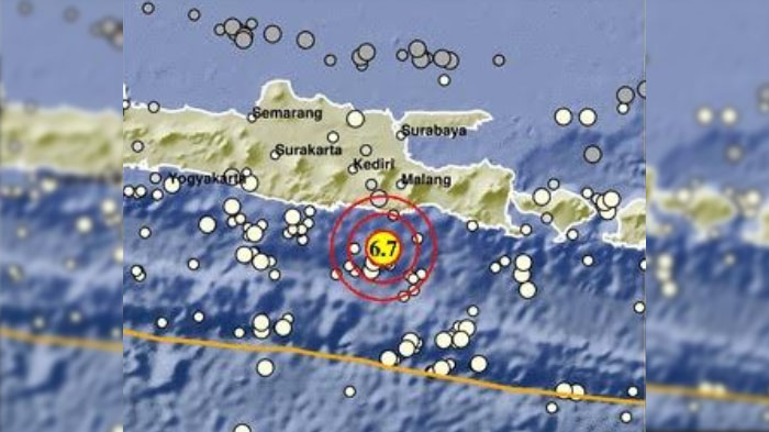 gempa-berkekuatan-67-sk-yang-terjadi-di-selatan-pulau-jawa.jpg