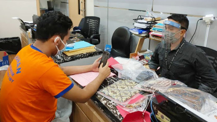 Sempat Viral Karena Ulah Nyelenehnya, Gilang Fetish Kain Jarik Segera Jalani Sidang di PN Surabaya
