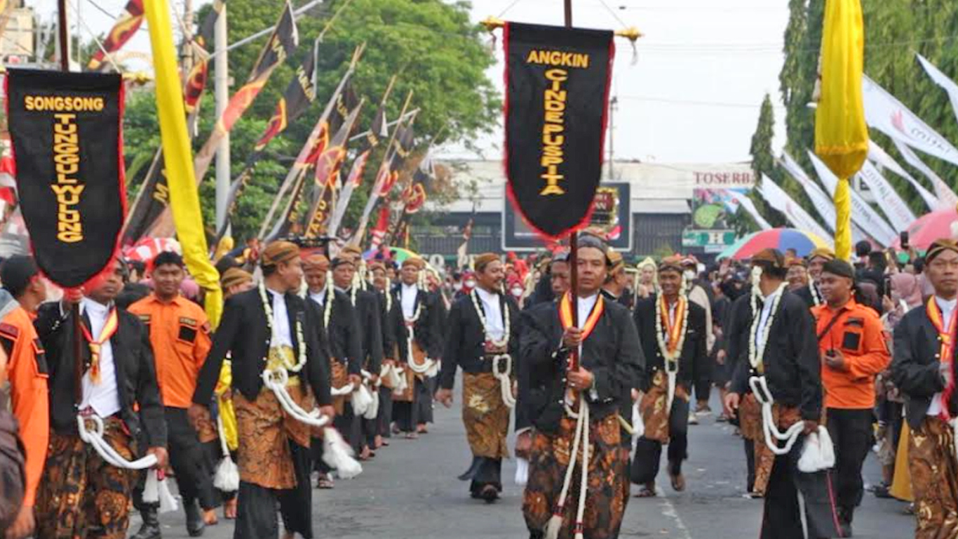 grebeg-suro-ponorogo.jpg